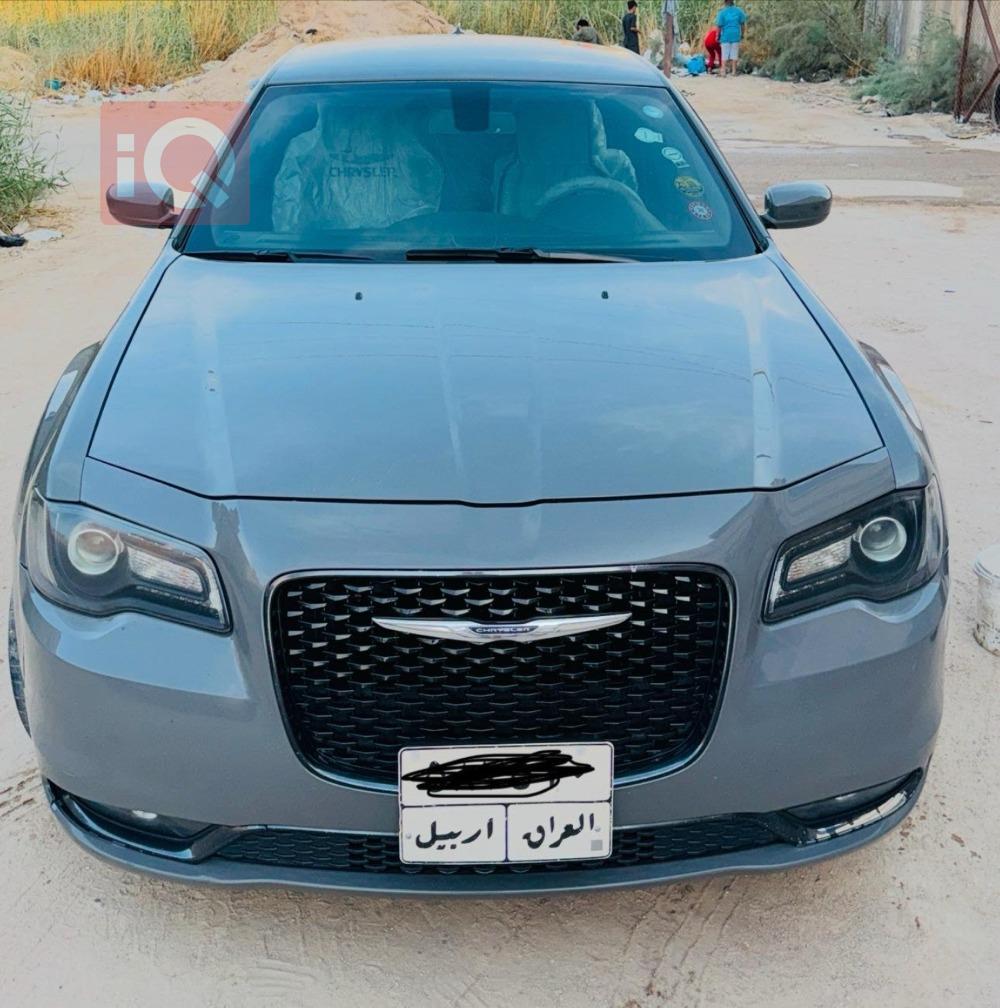 كرايسلر 300